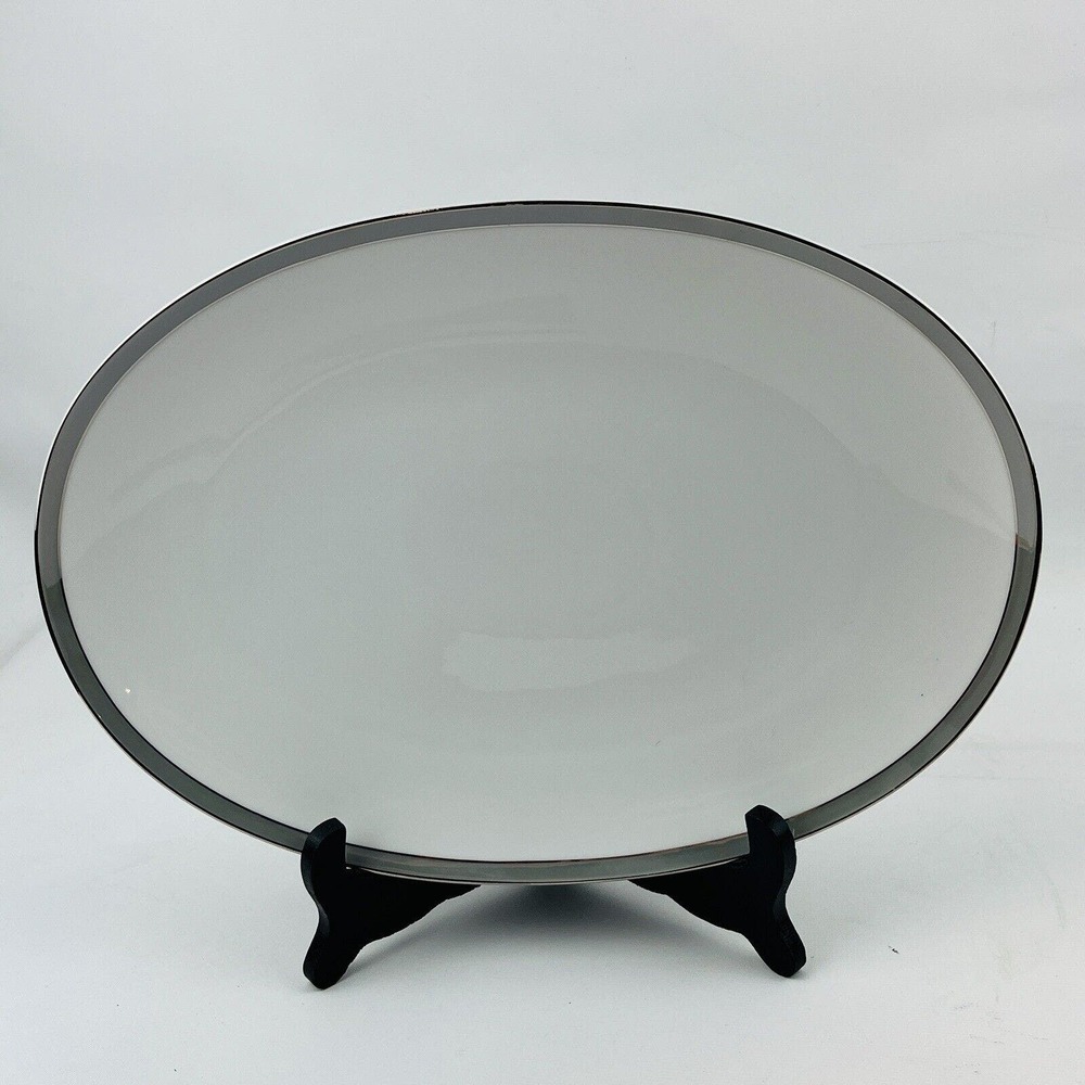 Vintage Thomas Germany‎ 13" Platter Gray Platinum Band & Trim THO194